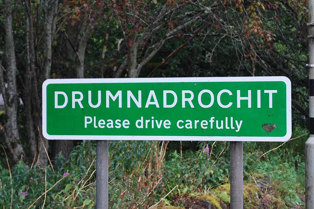 welcome to drumnadrochit road sign