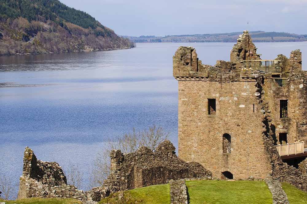 a view of urquhart castle
